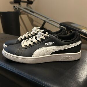 Used Men Puma size 10